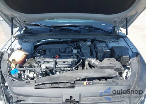 2024 Kia K5 Gt-Line z USA, uszkodzony, nr VIN 5XXG64J2XRG264603